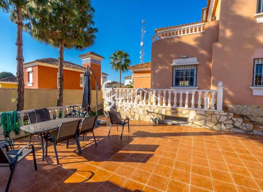 Вторичное жилье - Вилла - Villamartín - Вилламартин