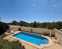 Вторичное жилье - Вилла - Villamartín - Вилламартин