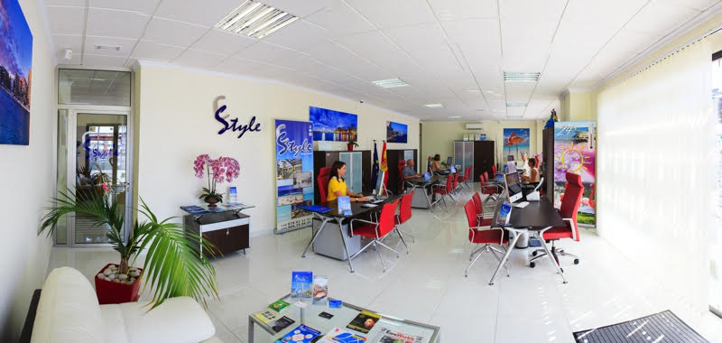 Job offer at E-STYLE SPAIN. We are looking for a REAL ESTATE AGENT