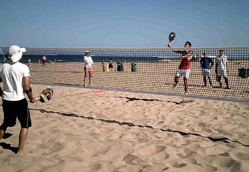 Campoamor beach tennis tournament kicks off