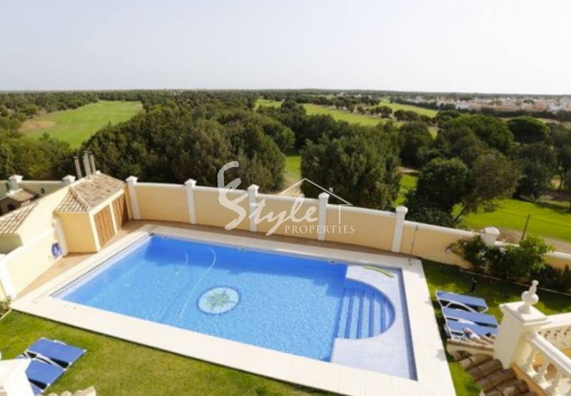 Побережье Коста Бланка - лучшее место для игры в гольф