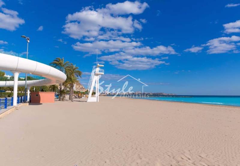 В Аликанте солнце круглый год