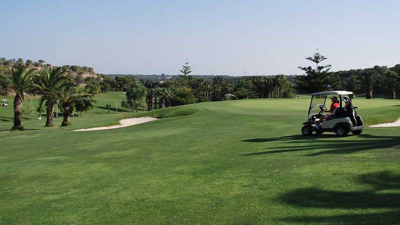 Buy property near the golf in Campoamor, Costa Blanca, Spain