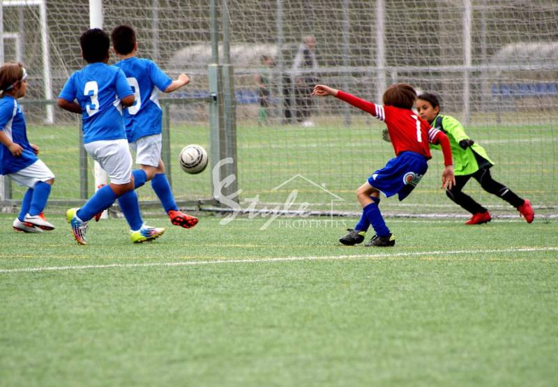 75 teams participated in Torrevieja International Cup Youth Soccer Tournament
