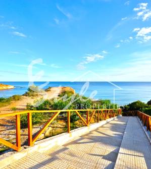 Дееса де Кампоамор