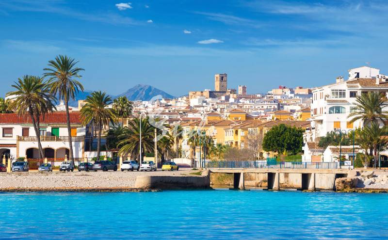 Торревьеха готовится к рекордному числу туристов на Коста Бланке