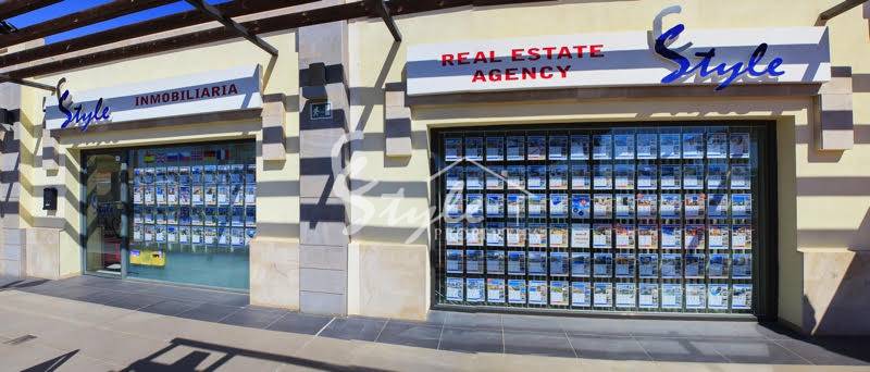 Job offer at E-STYLE SPAIN. We are looking for a REAL ESTATE AGENT