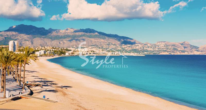 The Costa Blanca, a year-round paradise