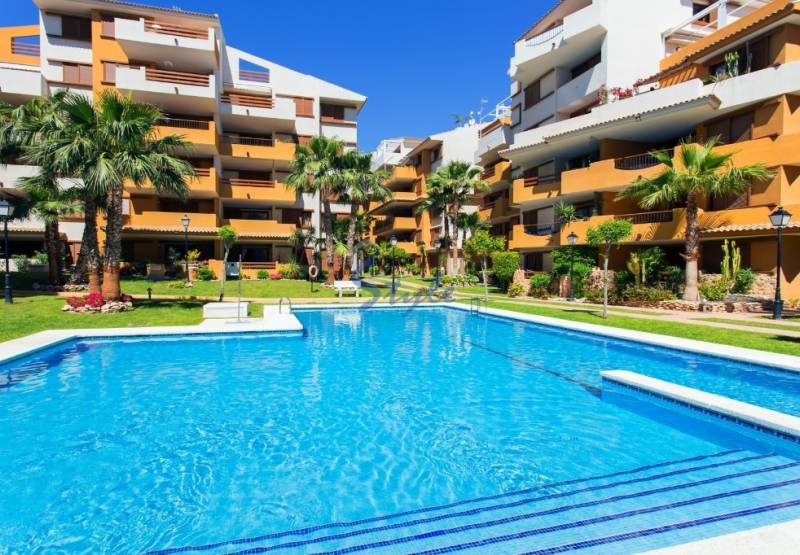 Costa Blanca property prices 45.5% lower than in 2007