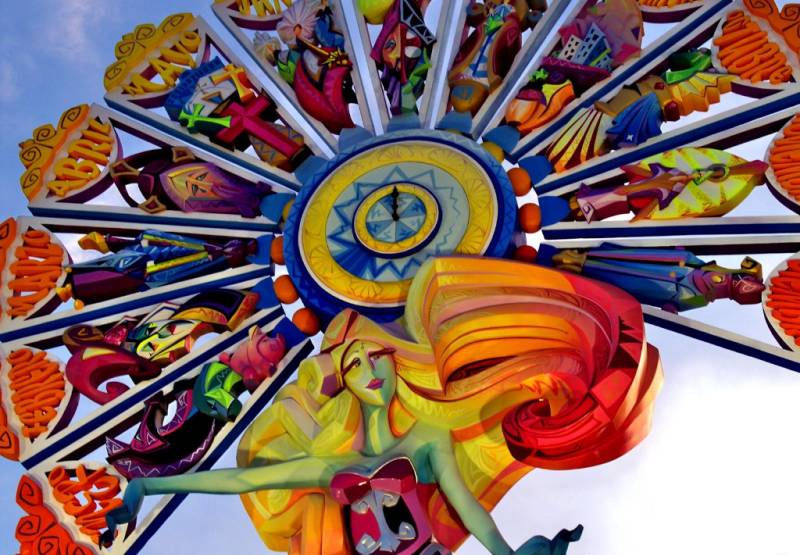 Alicante celebrates the Bonfires of San Juan