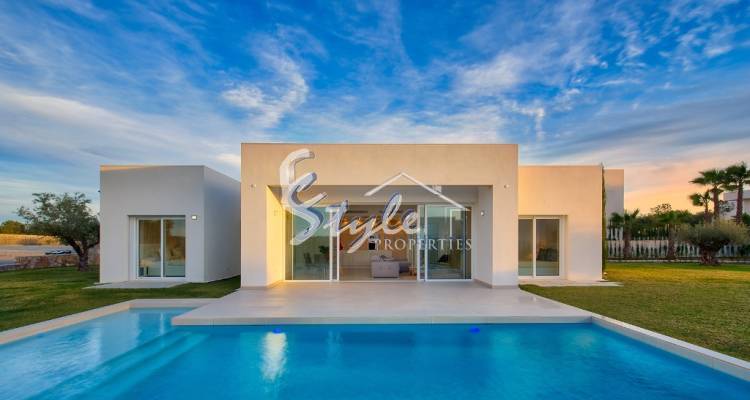 Новые виллы в Ла Зения на Коста Бланка 