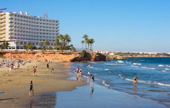 ​A look at the beaches in Orihuela Costa