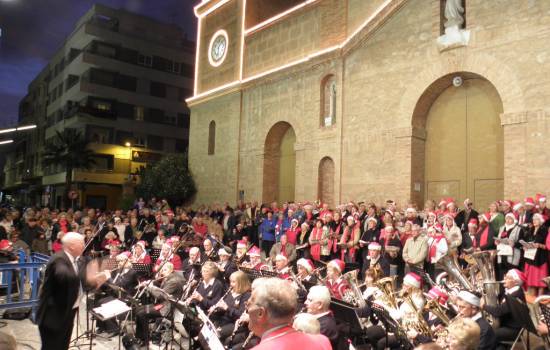 Torrevieja Christmas Carols in the Square