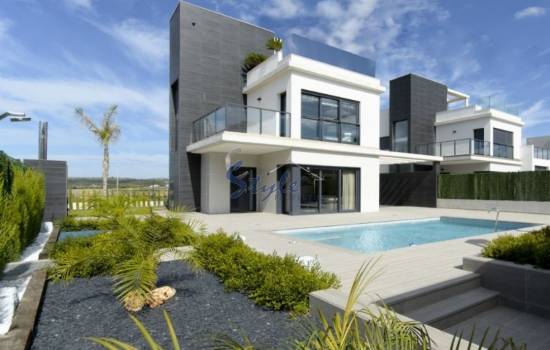 To which public do we direct the sale of  New Build Villas in Villamartín ?