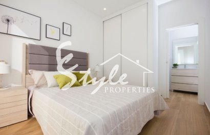 Nueva villa en venta cerca al mar in Alicante, Costa Blanca ON002