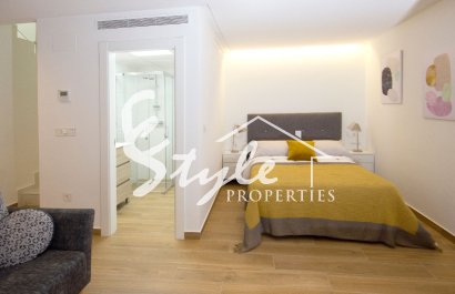 Nueva villa en venta cerca al mar in Alicante, Costa Blanca ON002