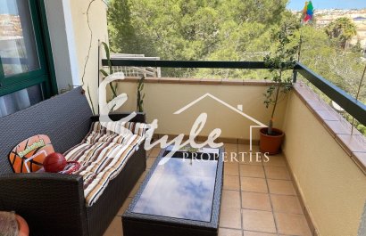 Купить квартиру рядом с гольф полем в Кампоамор на Коста Бланке. ID 4085