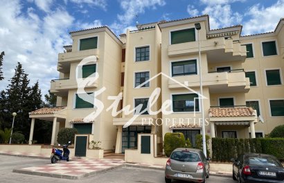 Купить квартиру рядом с гольф полем в Кампоамор на Коста Бланке. ID 4085