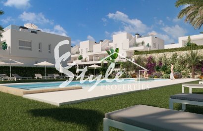 Detached Villas for sale on the golf course Costa Blanca South, Spain