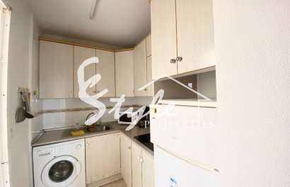 Купить апартаменты в пешей доступности от пляжа в La Zenia в Ориуэла Коста. ID 4129