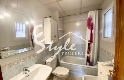 Купить апартаменты в пешей доступности от пляжа в La Zenia в Ориуэла Коста. ID 4129