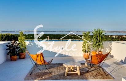 Апартаменты с двумя спальнями на продажу в новом жилом комплексе в Торревьехе, юг Коста Бланка, Испания