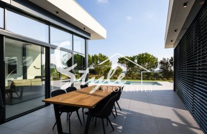 Роскошная новая вилла на продажу в Сан Мигель де Салинас, Ориуэла Коста, Коста Бланка Юг, Испания