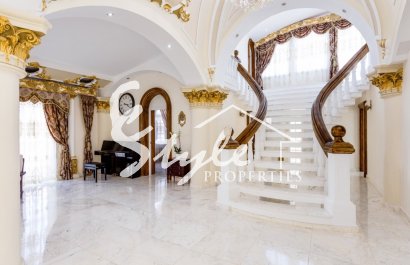 Вторичное жилье - Вилла - Ла Марина