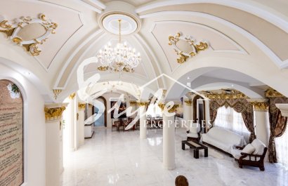 Вторичное жилье - Вилла - Ла Марина