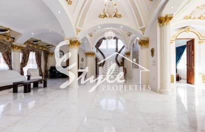 Вторичное жилье - Вилла - Ла Марина