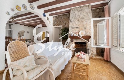 Уникальная недвижимость на первой линии в продаже в Пунта Приме, Коста Бланка, Испания ID 3747