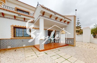 На продажу новый дом на Коста Бланка, Аликанте, Испания ON1166