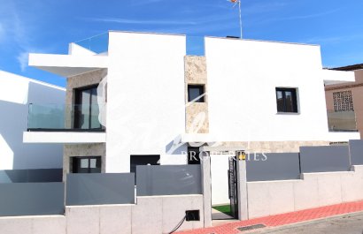 For sale new detached villa close to the beach in La Mata, Torrevieja, Costa Blanca, Spain ON1242