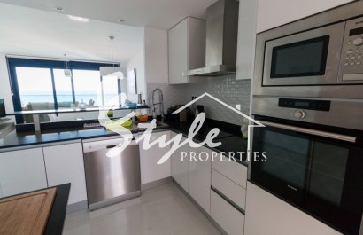 Resale - Apartment - Punta Prima