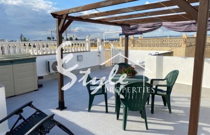 Купить бунгало на верхнем этаже в жилом комплексе Altos de Limonar - Торревьеха. ID 4770