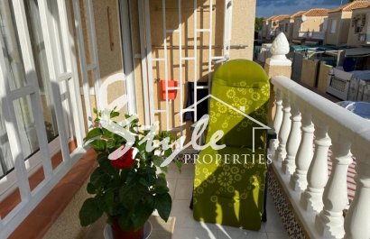 Купить бунгало на верхнем этаже в жилом комплексе Altos de Limonar - Торревьеха. ID 4770