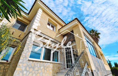 Вторичное жилье - Вилла - Дееса де Кампоамор