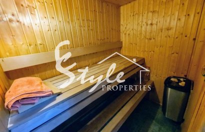 Comprar villa de lujo en Ciudad Quesada cerca del mar. ID 4800