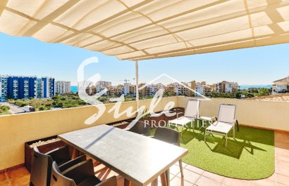 Penthouse 2 bedrooms for rent La Entrada, Punta Prima, Costa Blanca. ID092