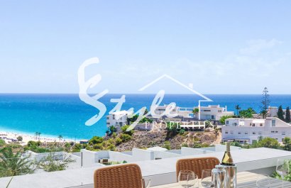 На продажу новый дуплекс у моря на Коста Бланке, Испания.ON1239