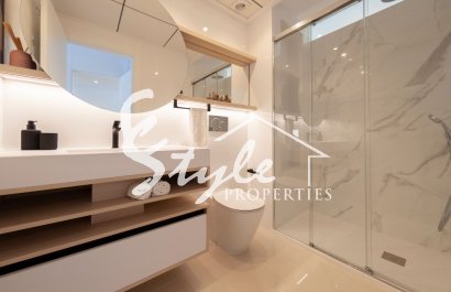 Modernos apartamentos en Quesada, Costa Blanca Sur, España. ON1409_2B