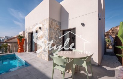 New build semi detached villa for sale in Villamartin, Costa Blanca, Spain. 0N1050_3