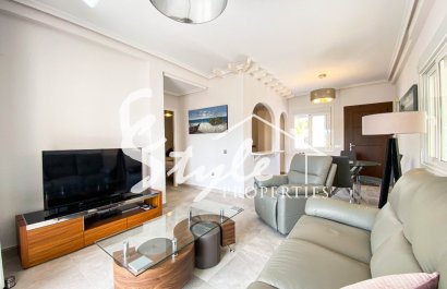 For rent 2 bedroom apartment near the sea in Punta Prima, Costa Blanca, Spain. ID100