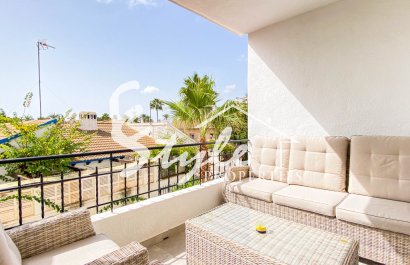 For rent 2 bedroom apartment near the sea in Punta Prima, Costa Blanca, Spain. ID100