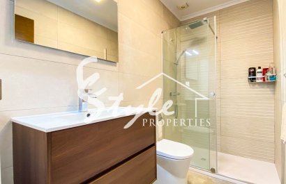 For rent 2 bedroom apartment near the sea in Punta Prima, Costa Blanca, Spain. ID100