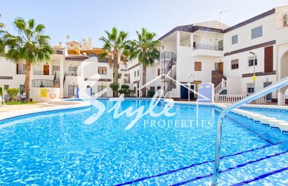 For rent 2 bedroom apartment near the sea in Punta Prima, Costa Blanca, Spain. ID100