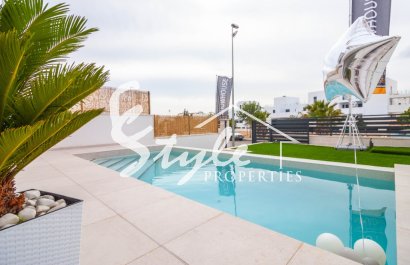 Villas de nueva construcción con piscina privada en venta en Villamartín, Costa Blanca, España. ON1163_3