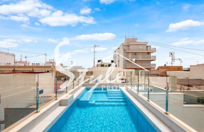Apartamentos nuevos cerca del mar en Torrevieja, Costa Blanca, España.ON1434