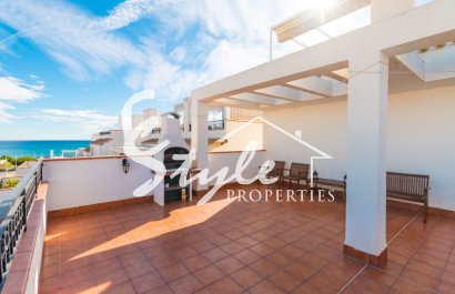 Купить пляжное бунгало с красивым видом на море и рядом с пляжем в Ла Мата, Azul Beach II. ID 4976