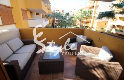 На продажу квартира в закрытом комплексе у моря в Ла Реколета, Пунта Прима, Коста Бланка. ID1259